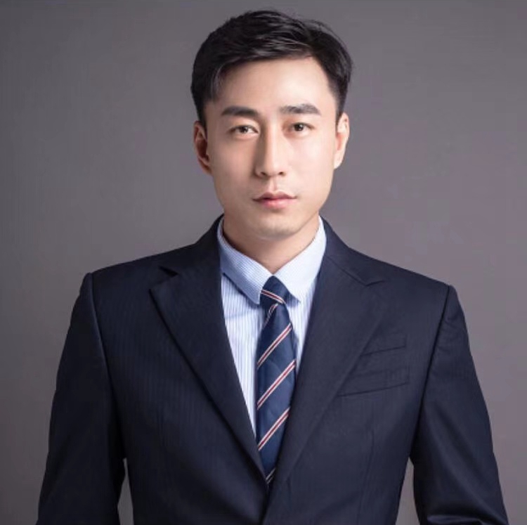 肖玉平 调色与视觉增强负责人